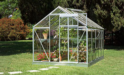 Polycarbonate greenhouse